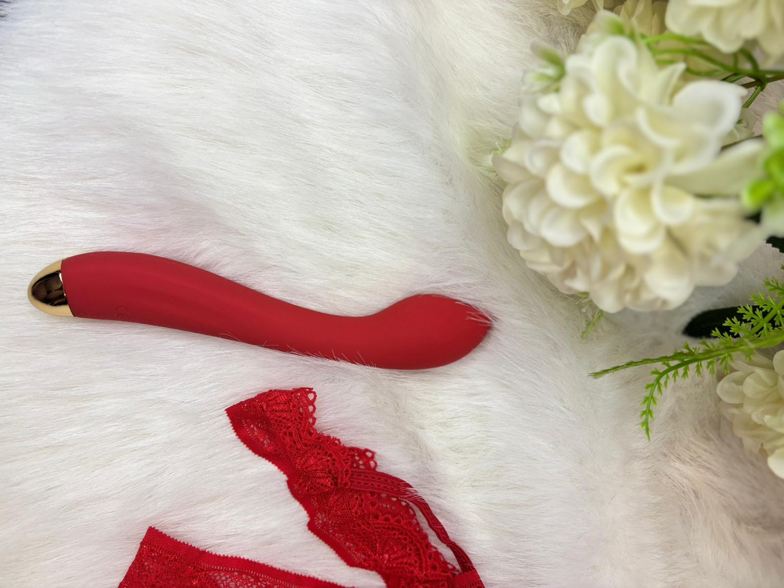 Kırmızı Renkli Dildo Vibratör